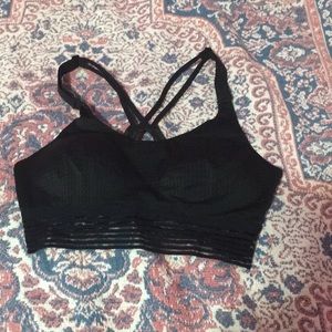 Black Victoria sport bra